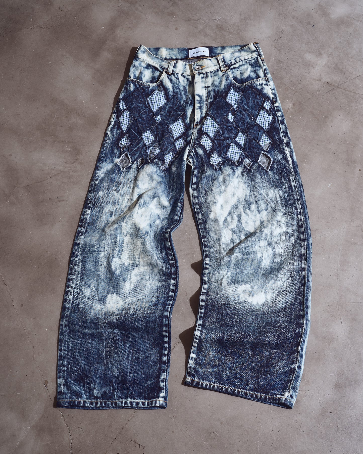 diamond cut denim pants